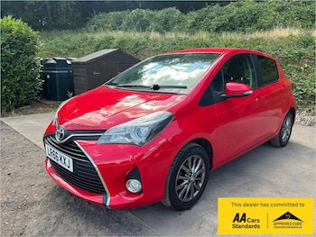 Used Toyota Yaris 2016 for sale - 79389868: Photo