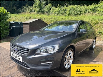 Used Volvo V60 2015 for sale - 78940239: Photo