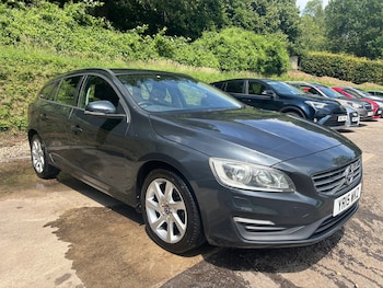 Used Volvo V60 2015 for sale - 78940239: Photo
