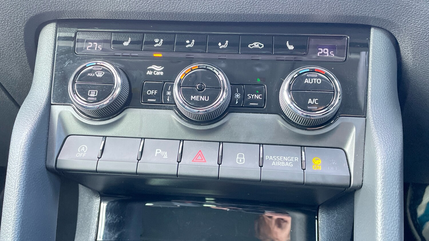 Used Skoda Karoq 2025 for sale - 77201461: Photo 23