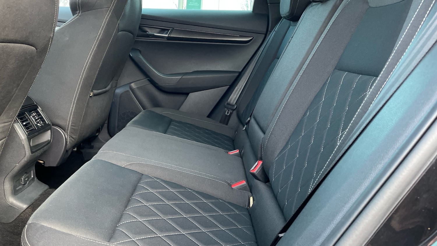 Used Skoda Karoq 2022 for sale - 77709117: Photo 9