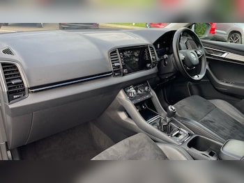 Used Skoda Karoq 2024 for sale - 76274079: Photo