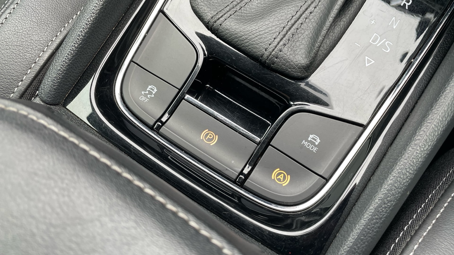 Used Skoda Karoq 2022 for sale - 78219680: Photo 23