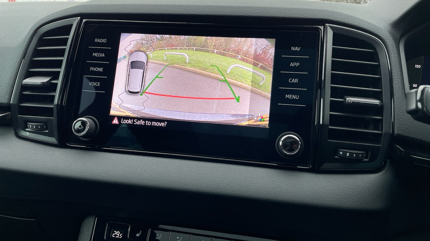 Used Skoda Karoq 2023 for sale - 77552090: Photo 21