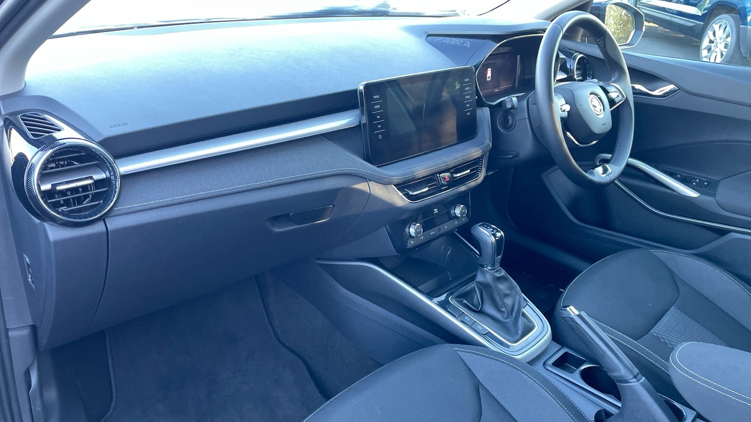 Used Skoda Fabia 2024 for sale - 76677791: Photo 2