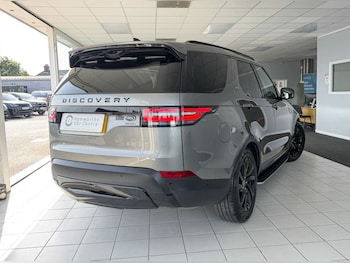 Used Land Rover Discovery 2019 for sale - 79022425: Photo