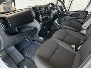 Used Vauxhall Movano 2024 for sale - 79022443: Photo