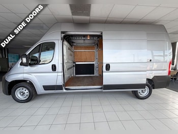 Used Vauxhall Movano 2024 for sale - 79022443: Photo