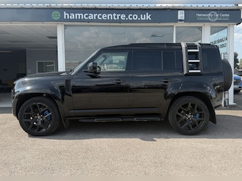Used Land Rover Defender 2022 for sale - 79245299: Photo