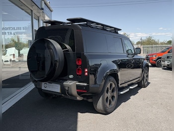 Used Land Rover Defender 2023 for sale - 79530072: Photo