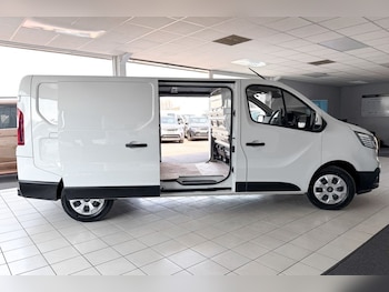 Used Renault Trafic 2025 for sale - 79022502: Photo
