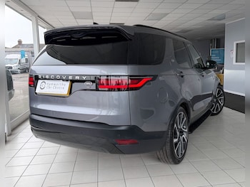 Used Land Rover Discovery 2022 for sale - 79022459: Photo