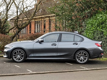 Used BMW 3 Series 2020 for sale - 77645008: Photo