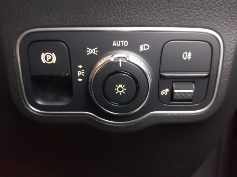 Used Mercedes-Benz EQA 2021 for sale - 76816234: Photo 12