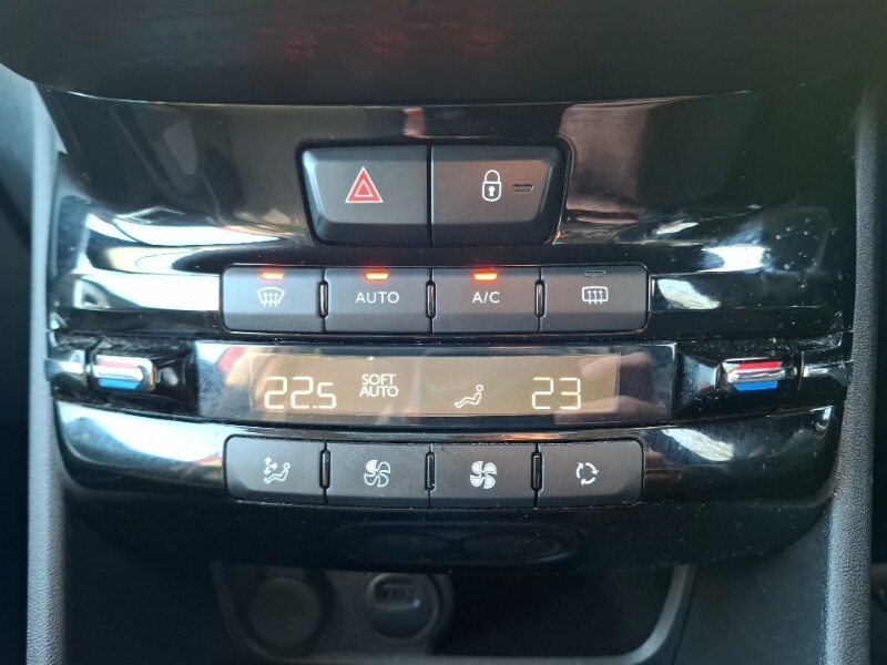 Used Peugeot 2008 2019 for sale - 77596074: Photo 13