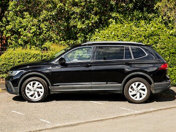 Used Volkswagen Tiguan Allspace 2022 for sale - 78580392: Photo