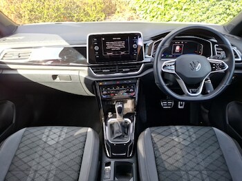 Used Volkswagen T-Roc 2022 for sale - 78013501: Photo