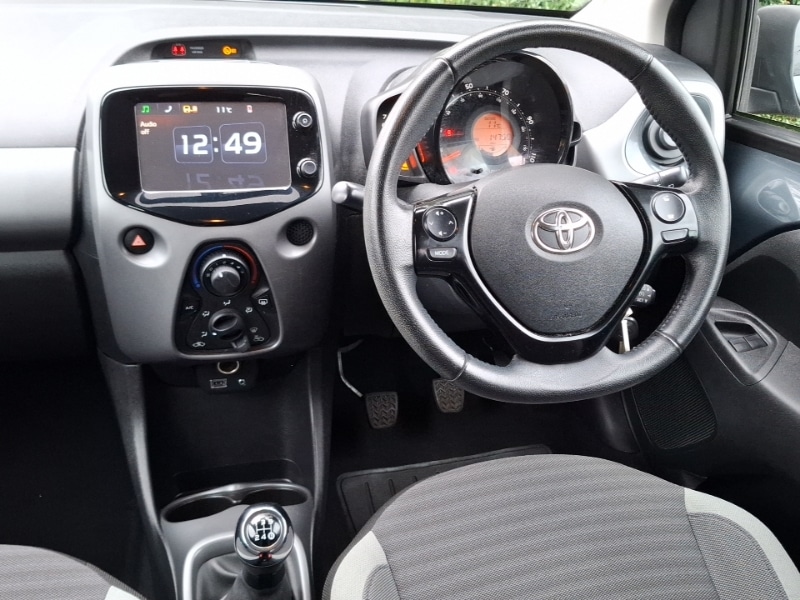 Used Toyota AYGO 2018 for sale - 77922797: Photo 11