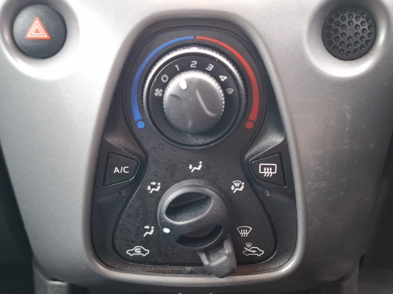 Used Toyota AYGO 2018 for sale - 77922797: Photo 15