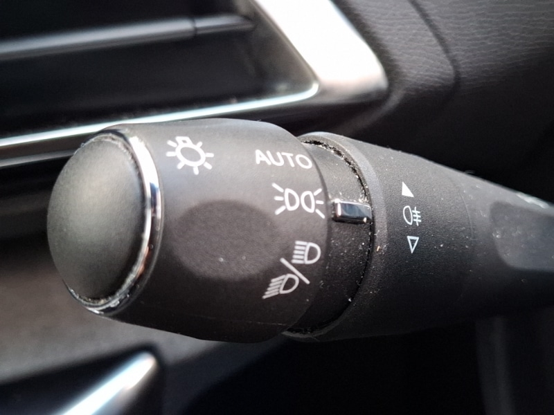 Used Peugeot 5008 2023 for sale - 77838011: Photo 17