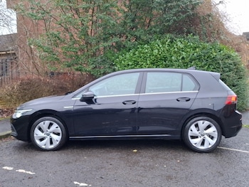 Used Volkswagen Golf 2021 for sale - 77142002: Photo