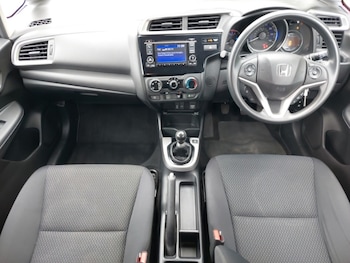 Used Honda Jazz 2018 for sale - 75675014: Photo