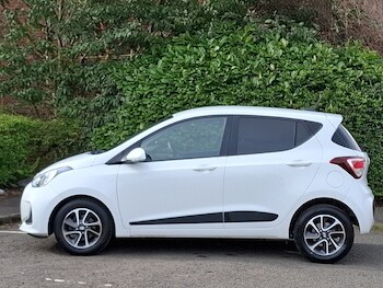 Used Hyundai i10 2019 for sale - 78169768: Photo