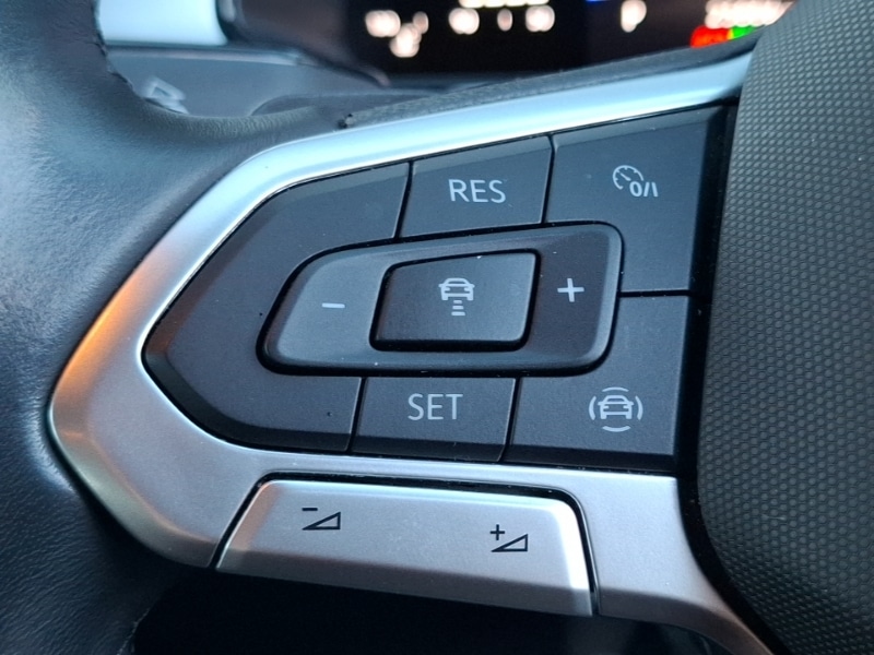 Used Volkswagen T-Roc 2022 for sale - 77357985: Photo 14