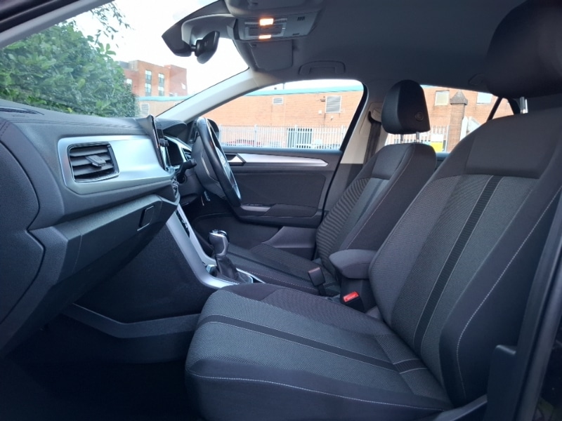 Used Volkswagen T-Roc 2022 for sale - 77357985: Photo 5