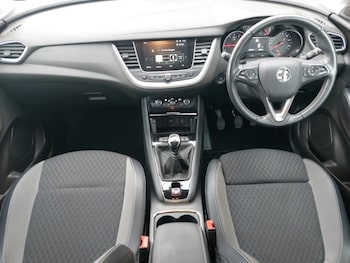 Used Vauxhall Grandland X 2021 for sale - 76343509: Photo 2