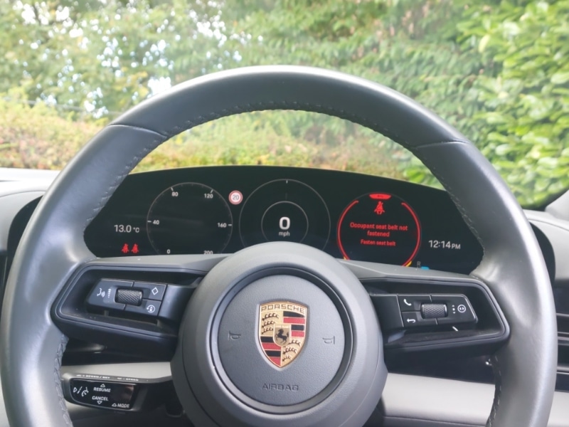 Used Porsche Taycan 2022 for sale - 76116240: Photo 10