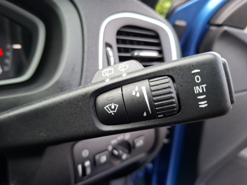 Used Volvo V40 2018 for sale - 78023814: Photo 15