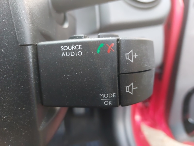 Used Renault Clio 2019 for sale - 77049441: Photo 14