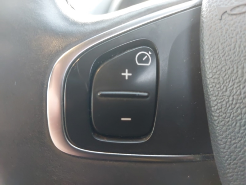 Used Renault Clio 2019 for sale - 77049441: Photo 15