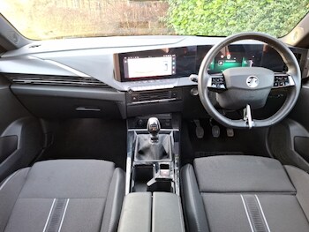 Used Vauxhall Astra 2024 for sale - 77585114: Photo