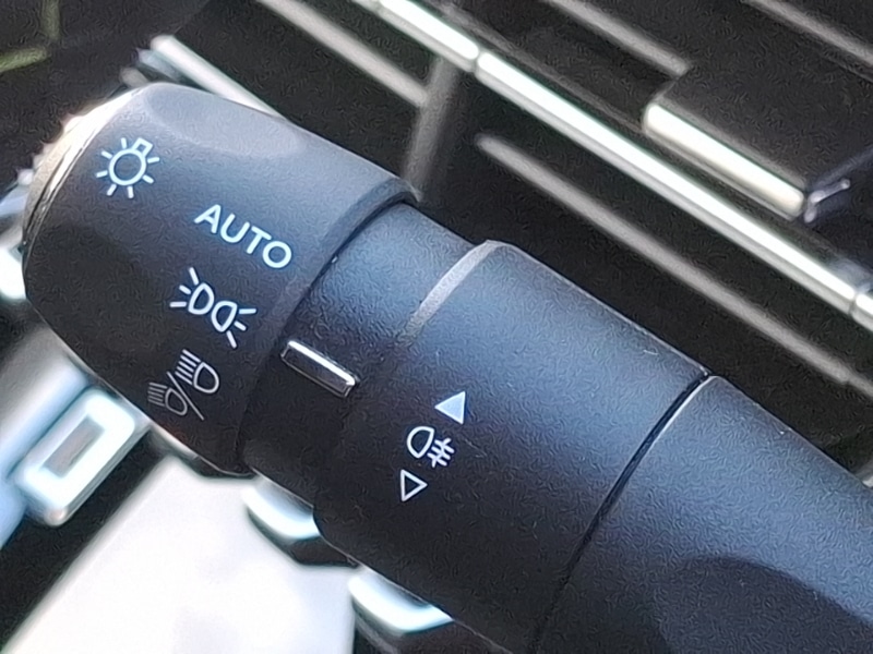 Used Peugeot 2008 2024 for sale - 77419426: Photo 12