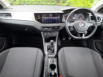 Used Volkswagen Polo 2019 for sale - 78585428: Photo