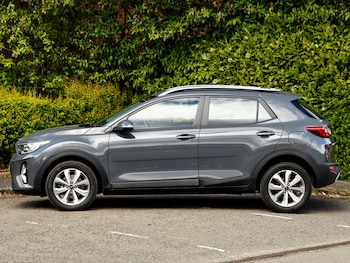 Used Kia Stonic 2023 for sale - 78808673: Photo
