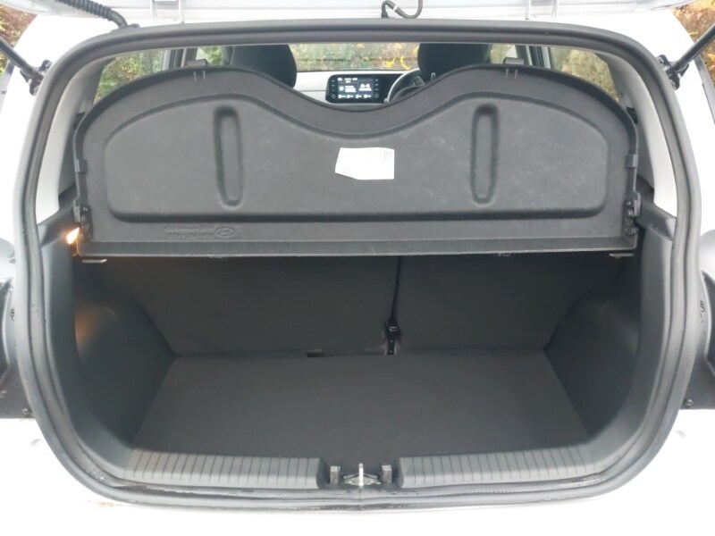 Used Hyundai i10 2022 for sale - 76736990: Photo 8