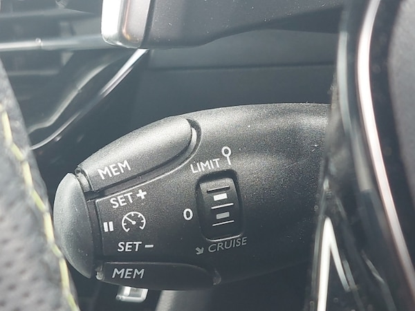 Used Peugeot 2008 2024 for sale - 76321605: Photo 14