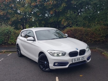 Used BMW 1 Series 2018 for sale - 76549001: Photo