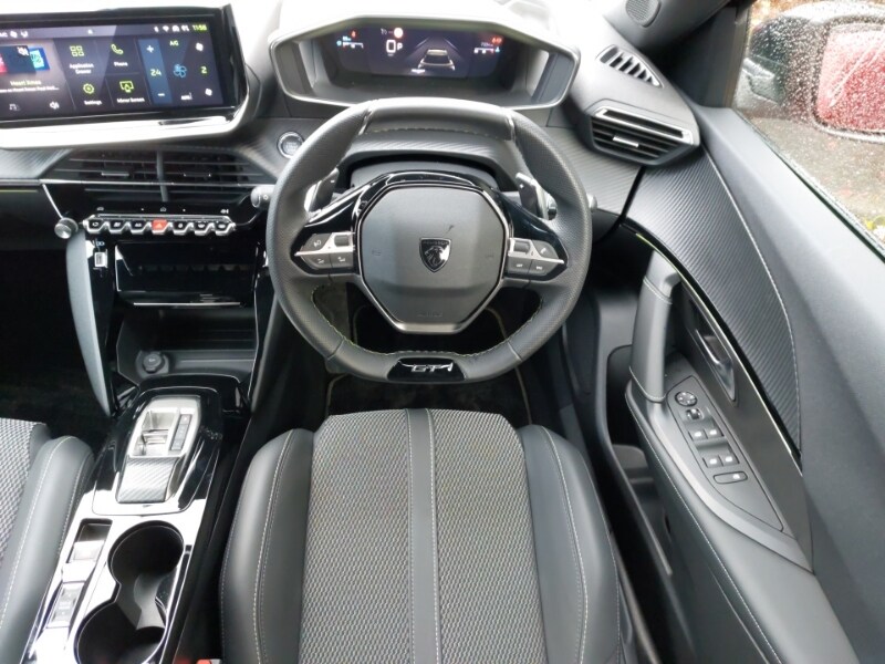 Used Peugeot 2008 2024 for sale - 76779822: Photo 7