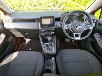Used Renault Clio 2023 for sale - 79425027: Photo
