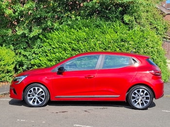 Used Renault Clio 2023 for sale - 79425027: Photo