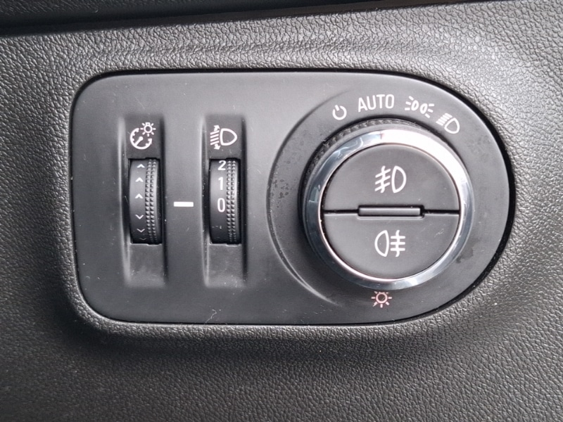 Used Vauxhall Corsa 2018 for sale - 77815636: Photo 12