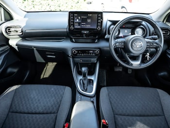 Used Toyota Yaris 2023 for sale - 78634259: Photo