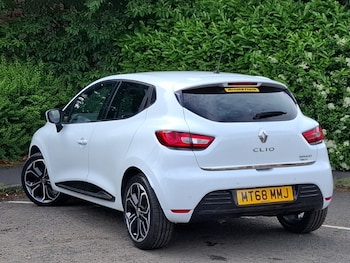 Used Renault Clio 2018 for sale - 78821476: Photo