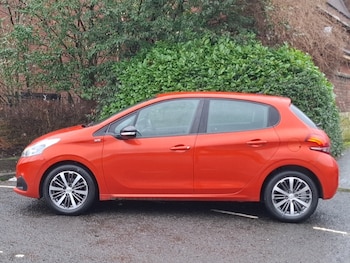 Used Peugeot 208 2016 for sale - 77669949: Photo