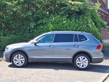 Used Volkswagen Tiguan Allspace 2023 for sale - 79025454: Photo