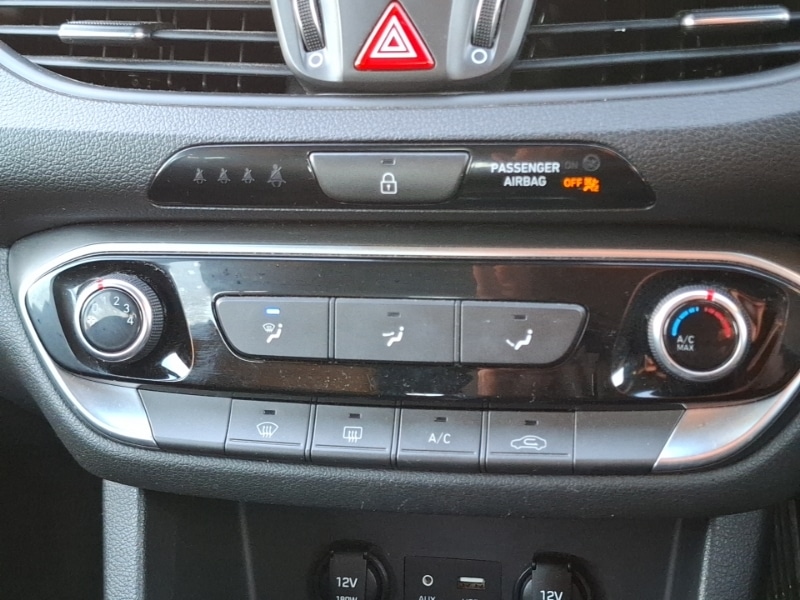 Used Hyundai i30 2018 for sale - 77366497: Photo 15